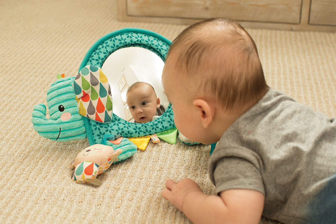 Infantino - Go Gaga Elephant Baby Activity Mirror