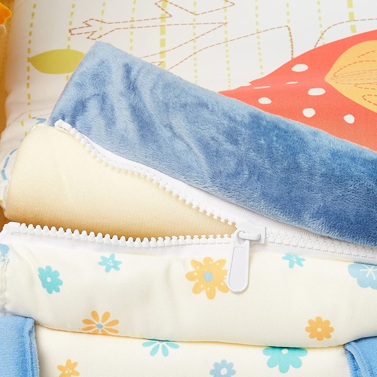 Moon - Moses Basket, Bedside Sleeper, Travel Carrycot, 0-12 Months.