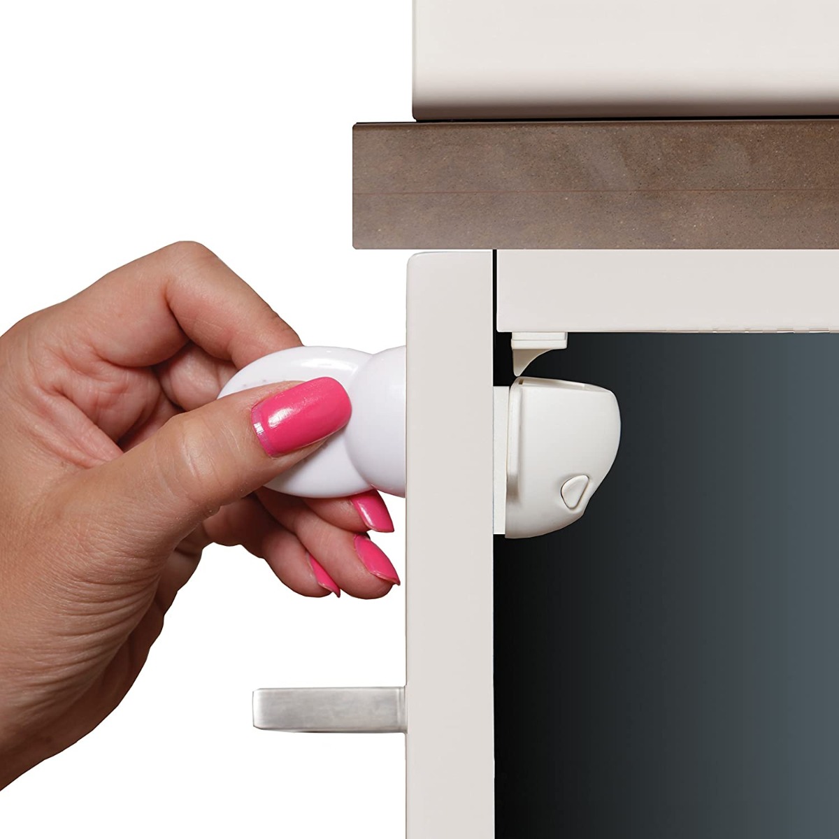 Dreambaby Adhesive Mag Locks - 8 Locks, 1 Key - White