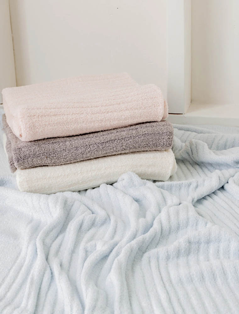 Barefoot Dreams - Bamboo Chic Lite Blanket - Blue