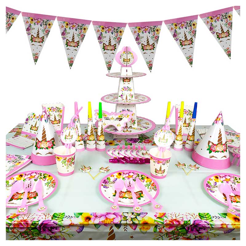 Brain Giggles - Unicorn Theme Disposable Tableware 16 Set For 10 People - 136 Pieces
