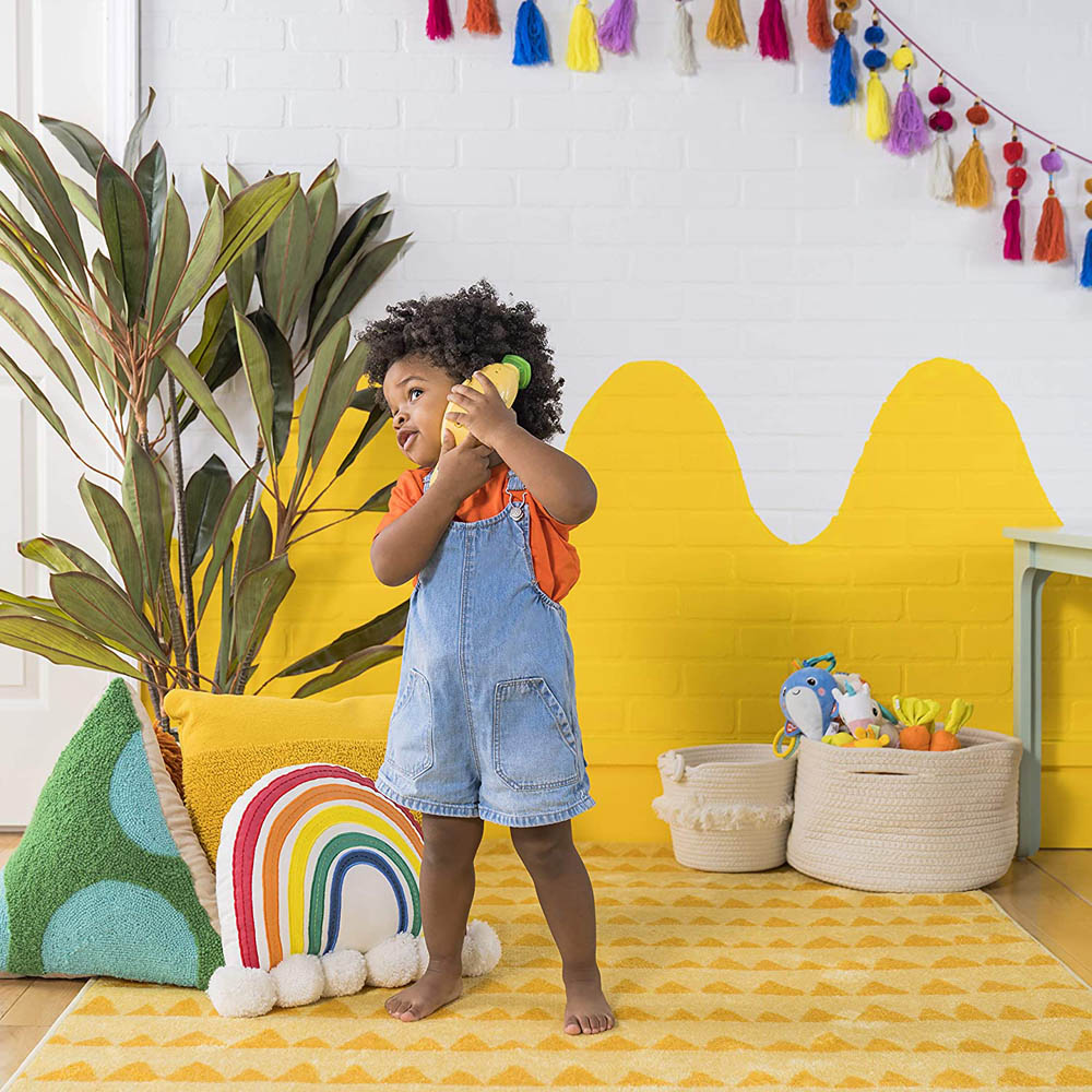 Bright Starts - Babblin' Banana Ring & Sing Activity Toy