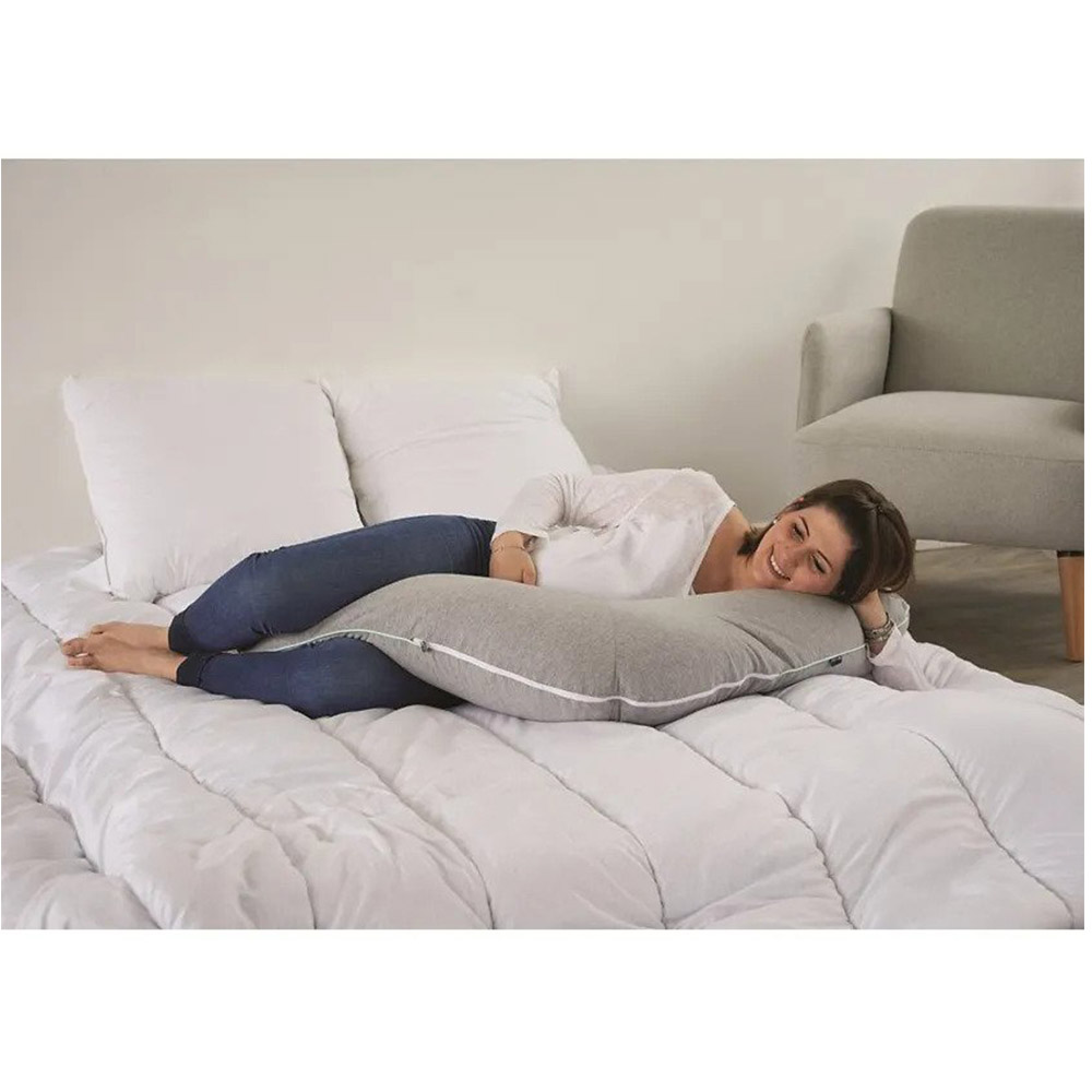 Candide pillow 2024