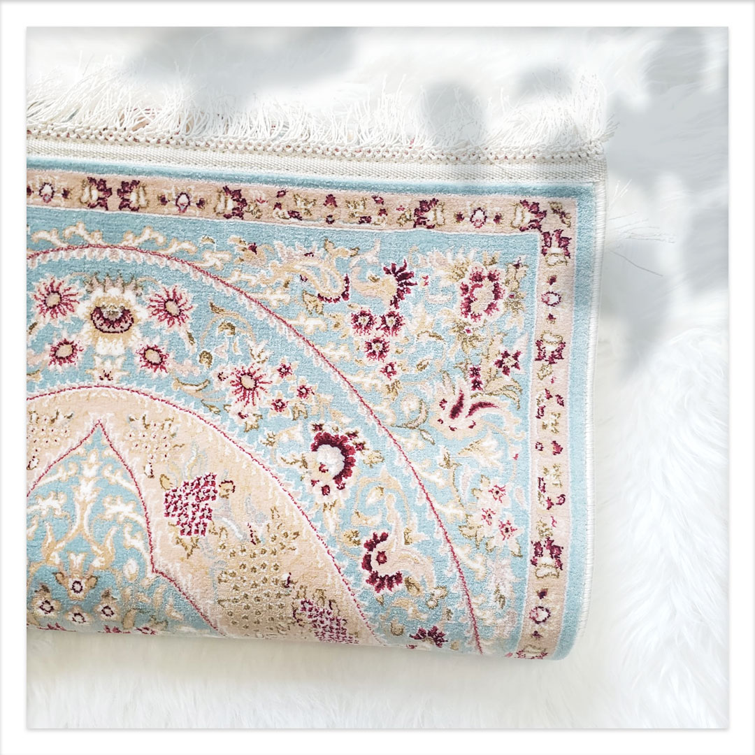 Deensquare - Luxurious Bamboo Silk Prayer Mat - Blue Color