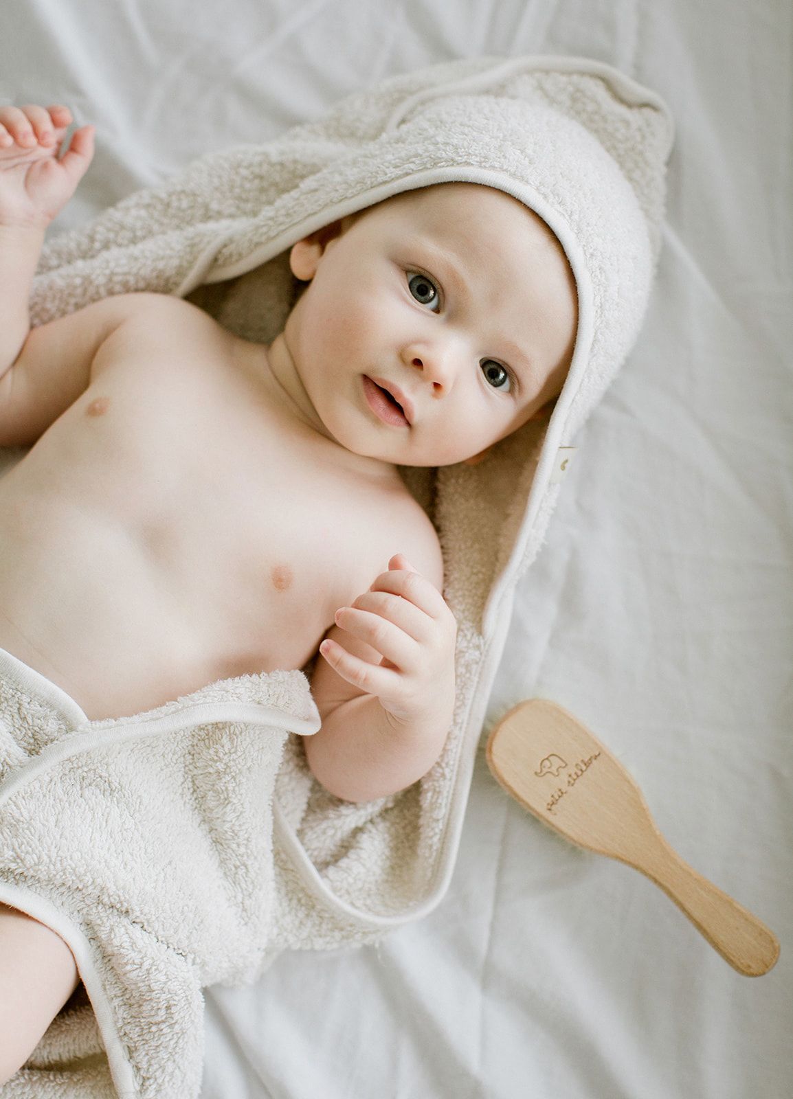 Petit Stellou - Hooded Organic Cotton Baby Towel - Vanilla