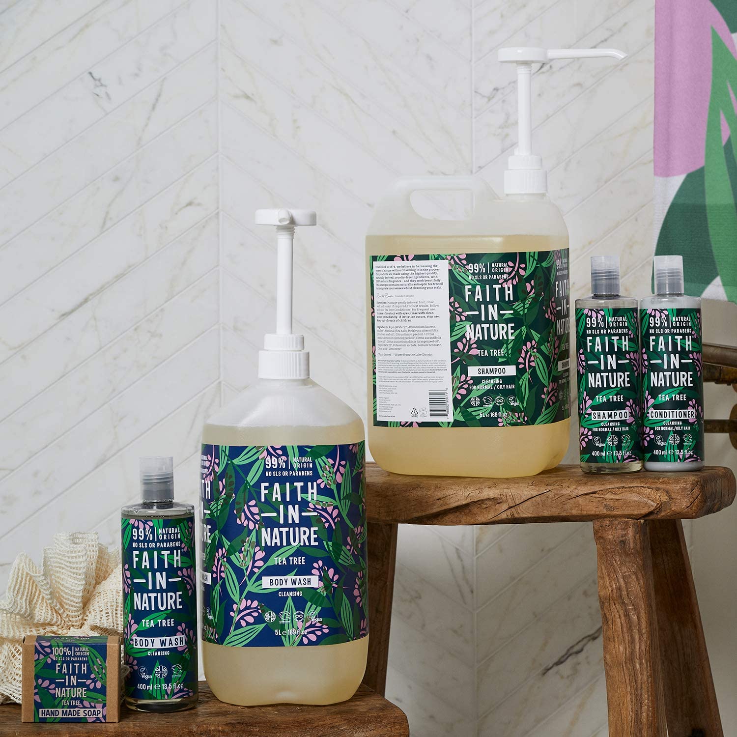 Faith In Nature - Tea Tree Shampoo 400 ml