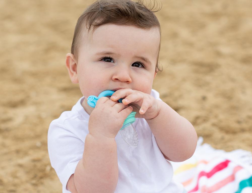 Cherub Baby - Silicone Fresh Food Feeder + Teether Green/Blue