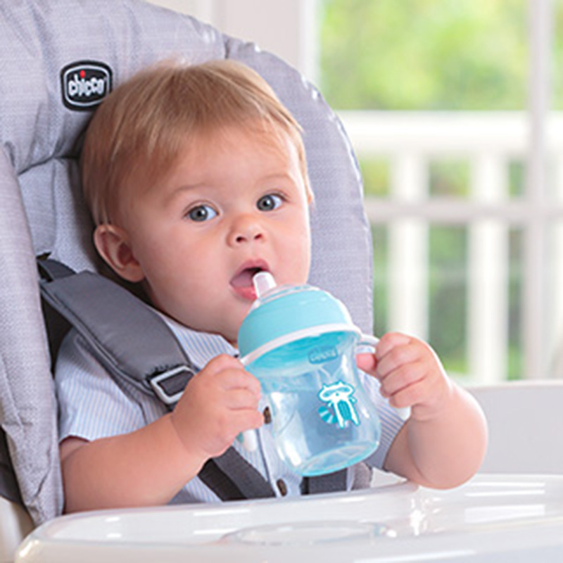 Chicco - Soft Silicone Spout, Spill Free Transition Cup 4m+ 200ml - Light Blue
