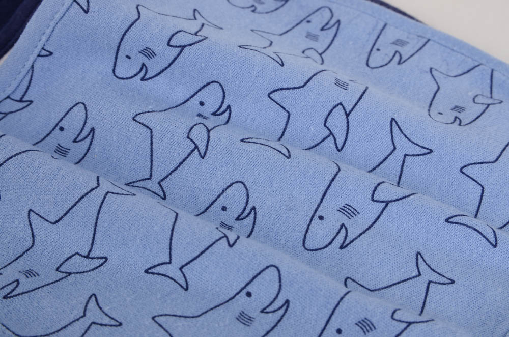 Hudson Childrenswear - Bib & Socks Set 5Pc Hungry Shark - Grey