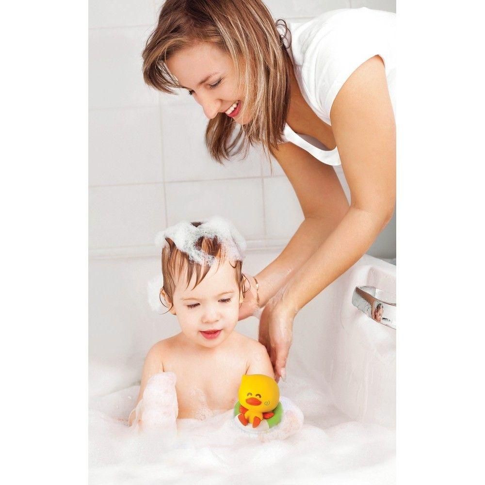 Infantino Bath Duck Squirt & Temperature Tester Toy