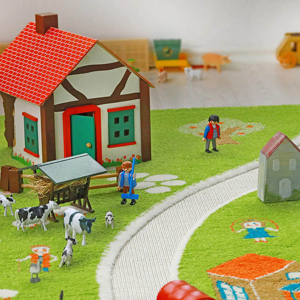 IVI - 3D Carpet Imaginative Play Mat - Farm Design (Medium Size)