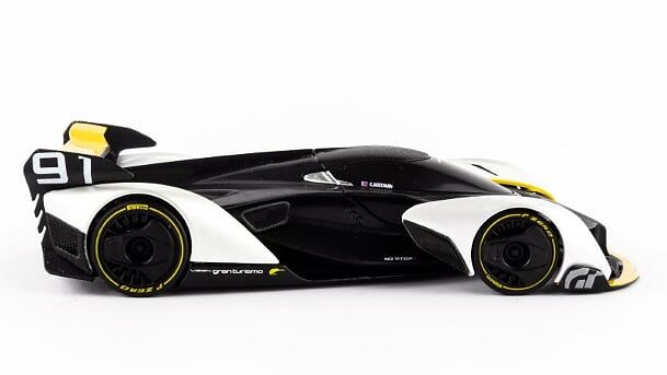 Maisto - Design Vision - Gran Turismo - Mc Laren - Black White 1:32 Scale
