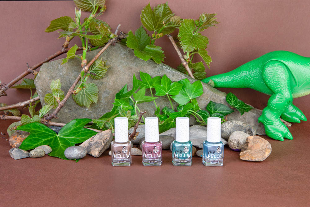 Miss Nella - Dino Collection