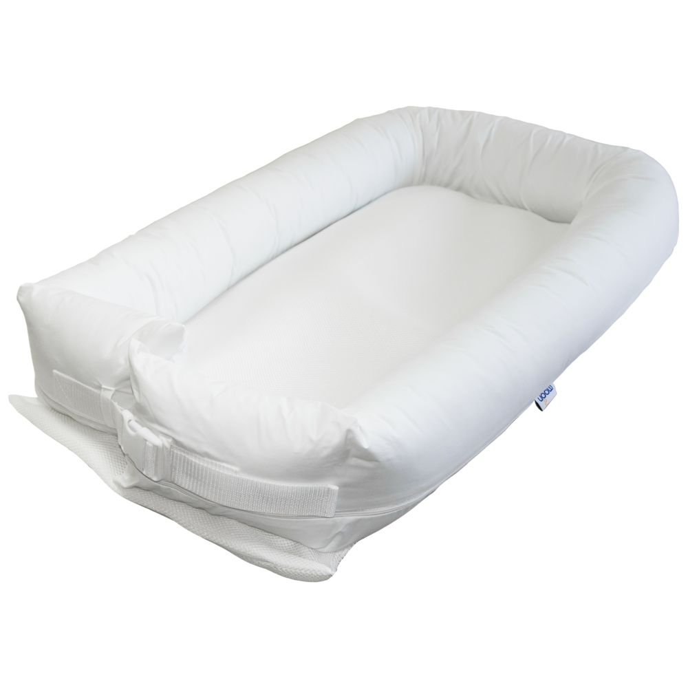 Moon - Baby Co-Sleeping Nest - White