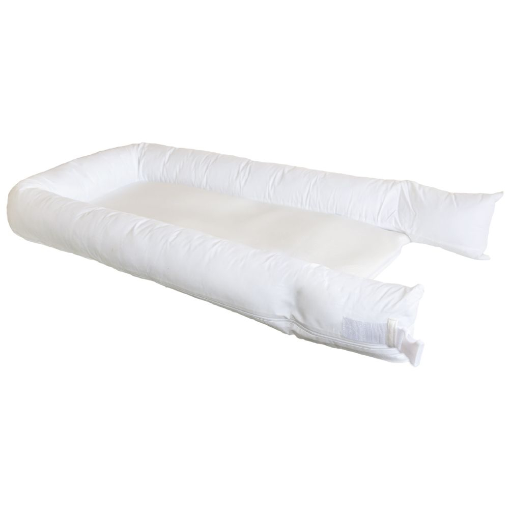 Moon - Baby Co-Sleeping Nest - White