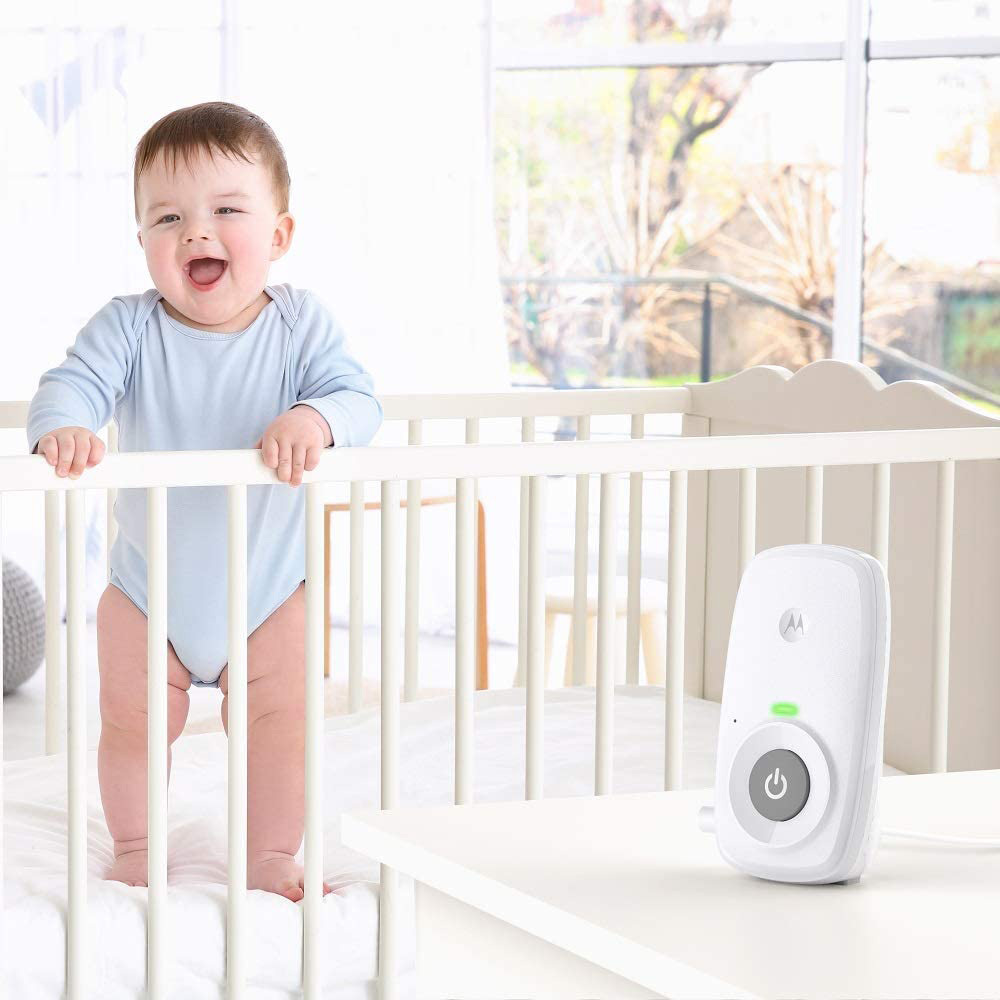 Motorola - Step-Up Digital Audio Baby Monitor with Room Temperature Display - White