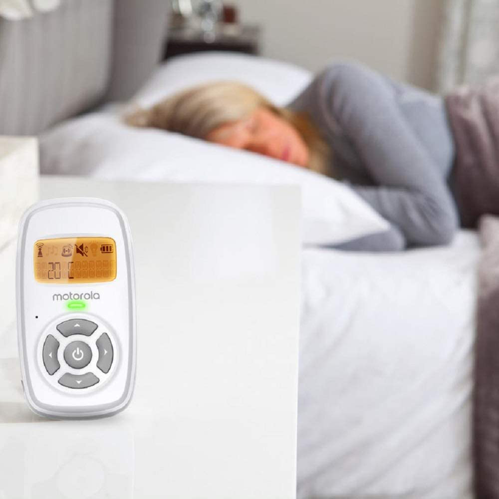 Motorola - Step-Up Digital Audio Baby Monitor with Room Temperature Display - White