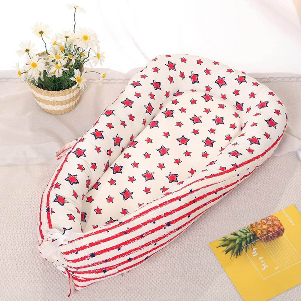 Pixie - Baby Portable Newborn Bassinet - Red