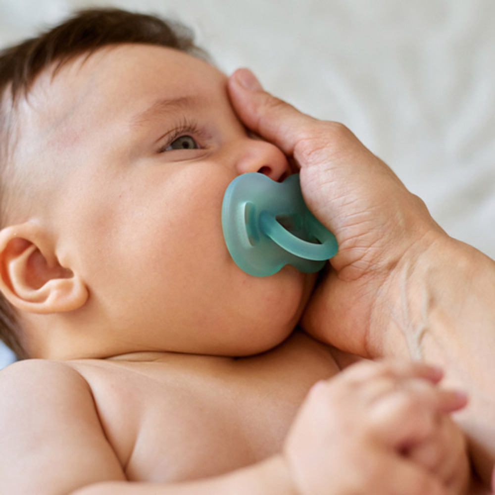 Suavinex - All Silicone Soother - 0-6M - Green