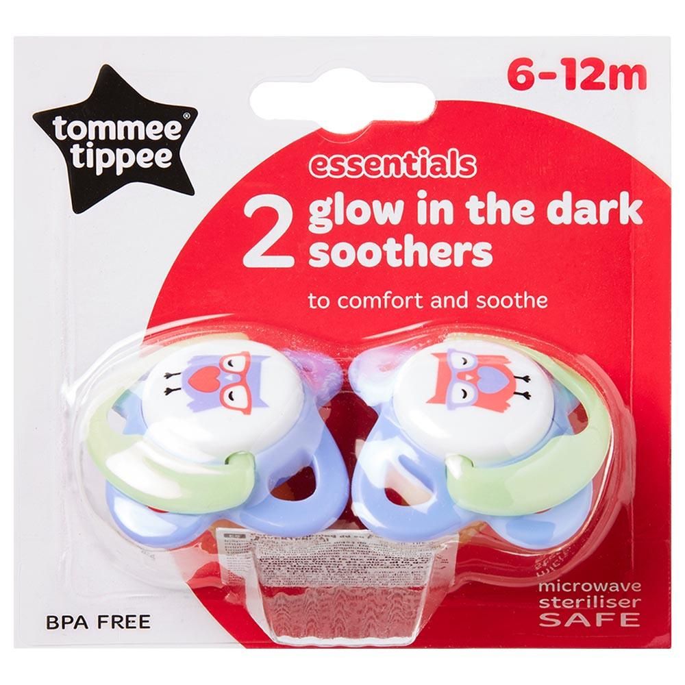 Tommee Tippee 2pcs Essentials Glow in the Dark soother 6-12m
