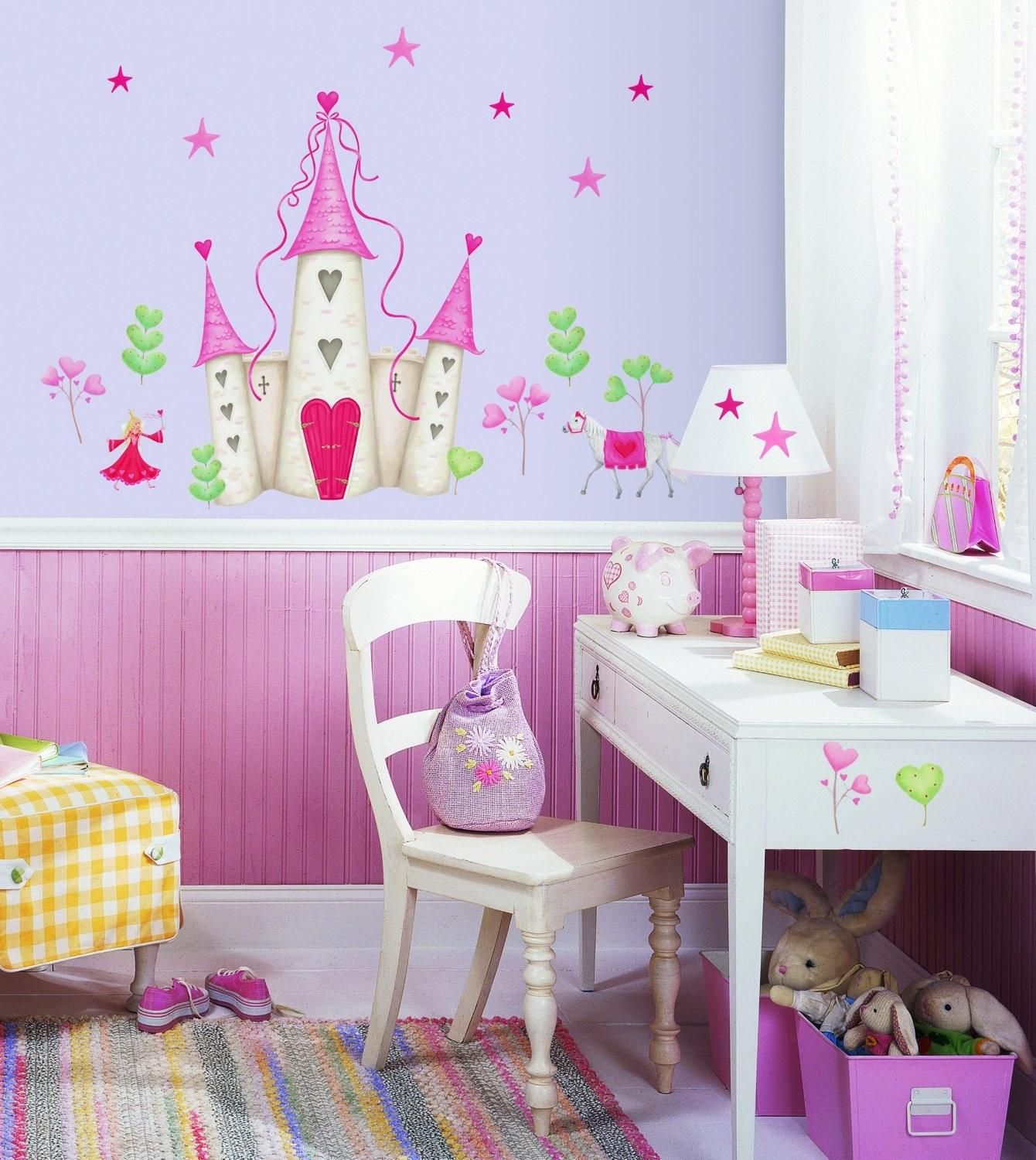 RoomMates Princess Castle Art Accent