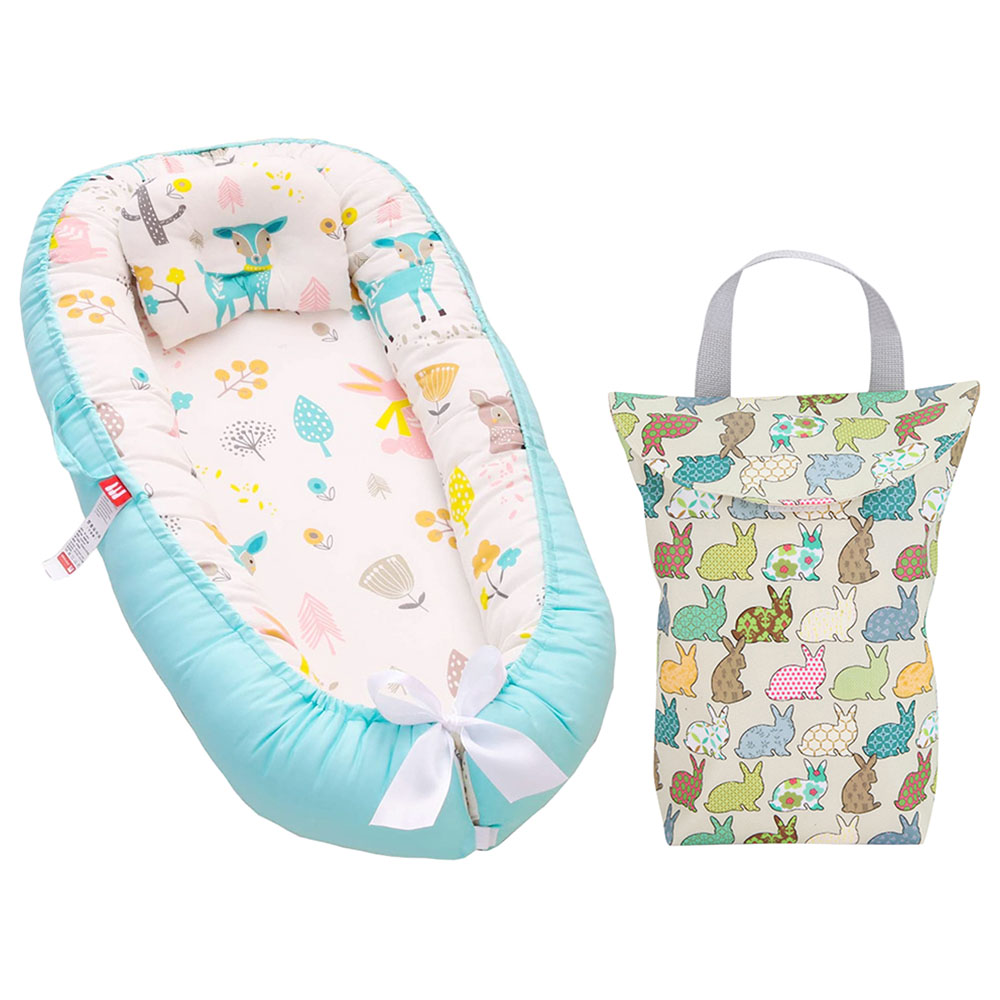Star Babies Baby Lounger Sleeping Pod & Small Diaper Bag
