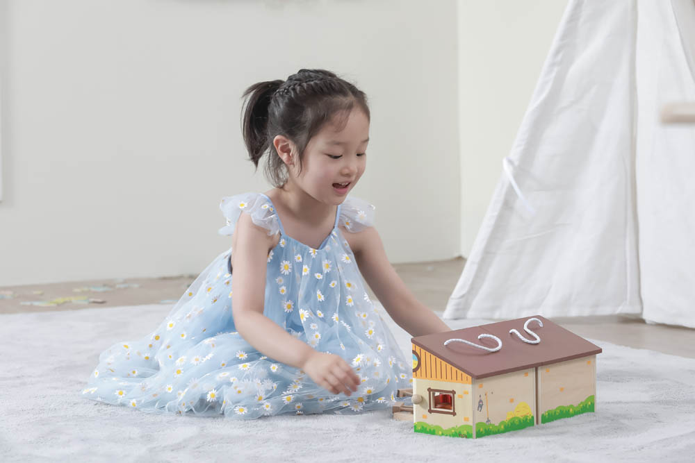 Viga - Portable Folding Stable