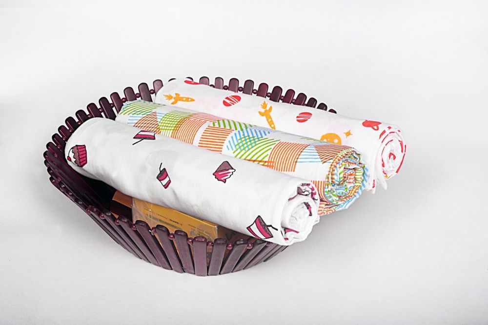 Wonder Wee - Baby Swaddle Blanket Pink Food Pack of 3 - 112cm x112cm