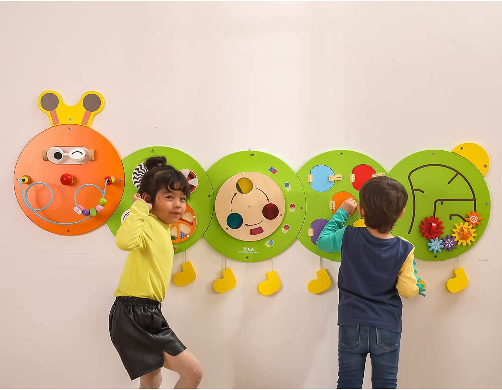 Viga - Wall Toy - Caterpillar
