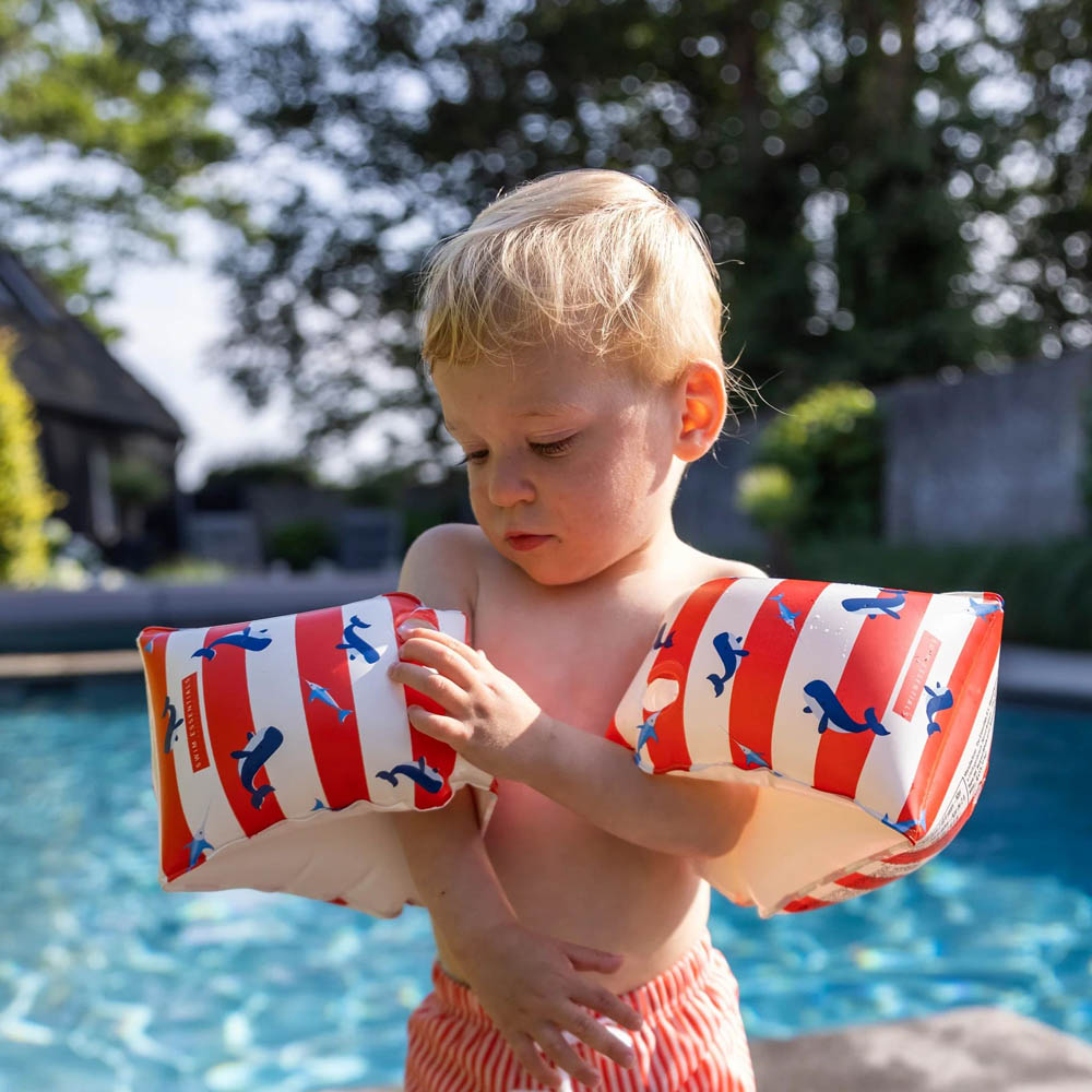 Swim Essentials - Red- White Whale - Inflatable Swimming Armbands