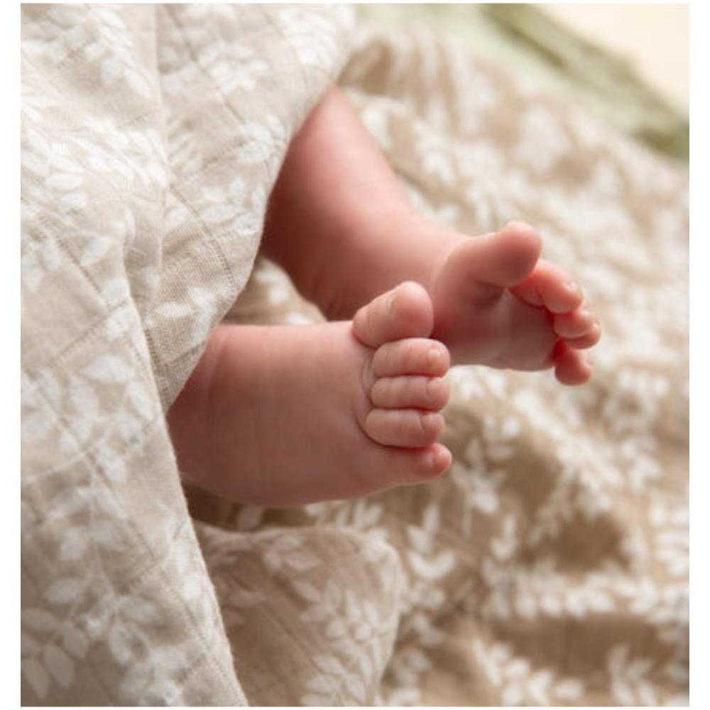 A Little Lovely Company - Muslin Cloth Set of 2 Leaves - Taupe
