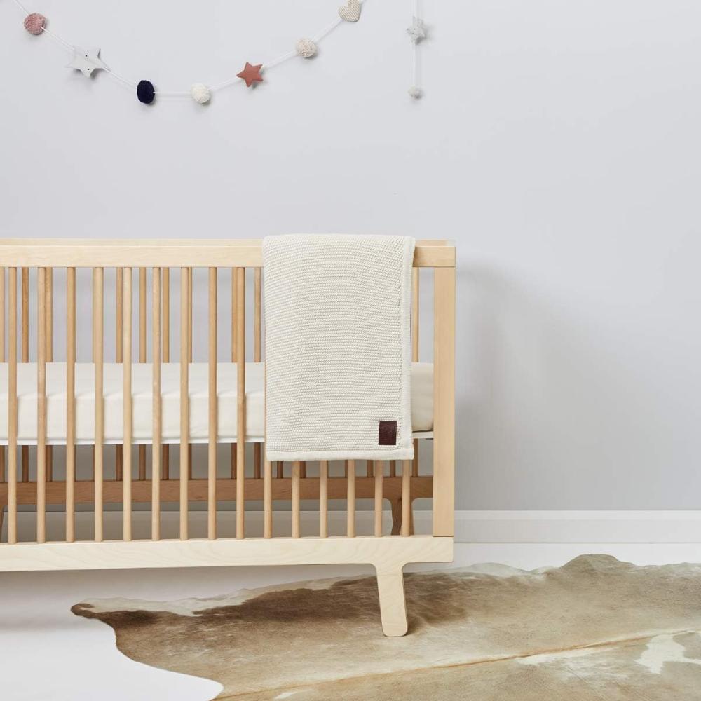 Snuz - Organic Knitted Cellular Breathable and Light Weight Baby Blanket - Linen