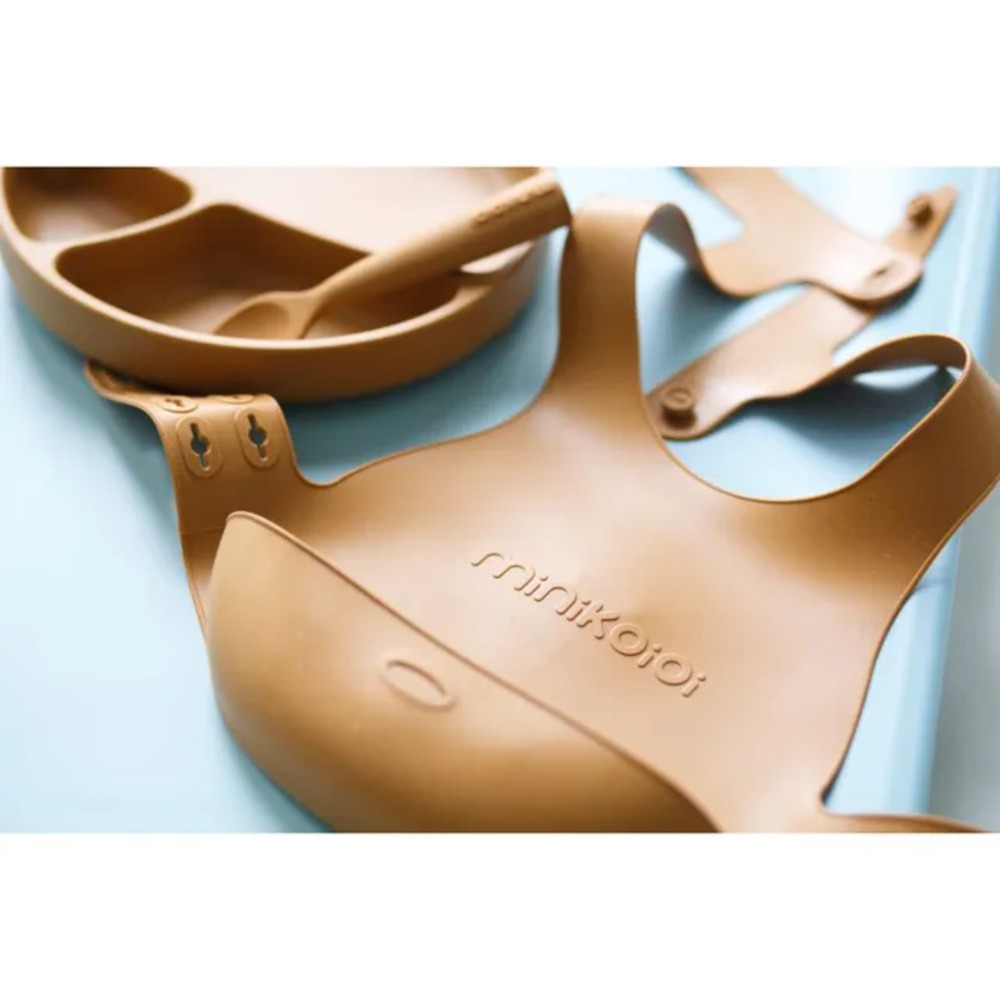 Minikoioi - Silicone Flexi Bib - Woody Brown