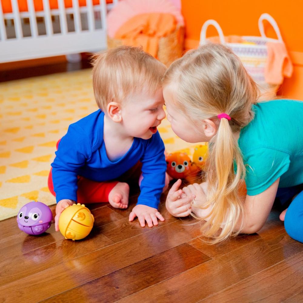 Bright Starts - Giggables Roll and Chase Toy