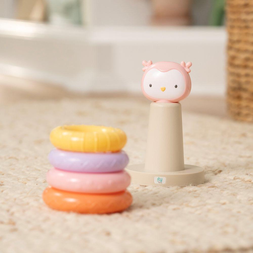 Ingenuity - Cutie Stacks 4 Bpa-free Rings Faux Wood Stand - Nally