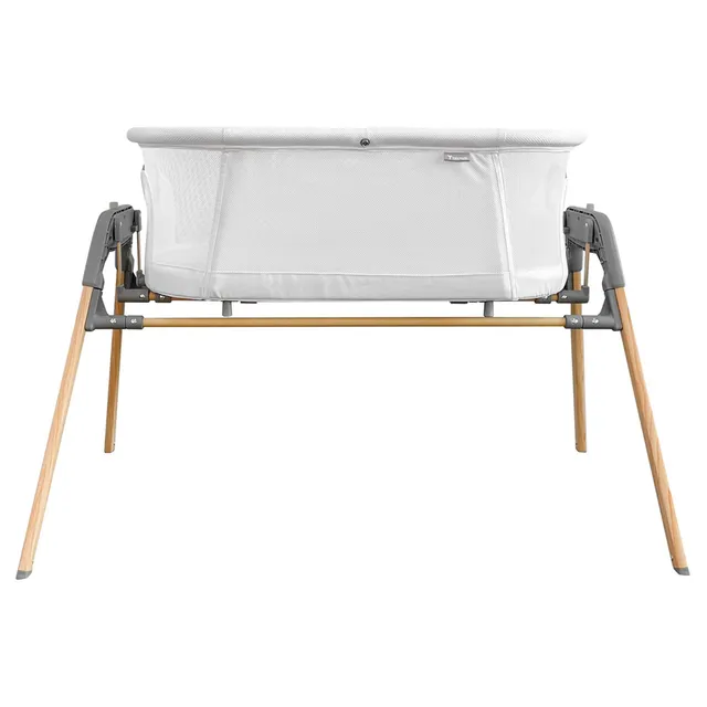 Teknum 3-IN-1 Baby Rocker Bassinet/ Infant Crib w/ Mosquito net - White