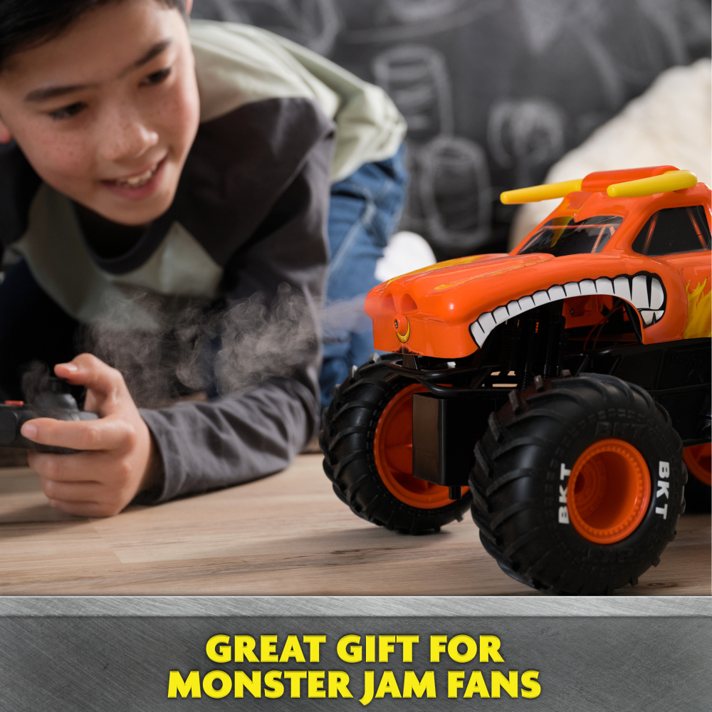 Monster Jam RC 1:15 Scale El Toro Loco Remote Control Truck