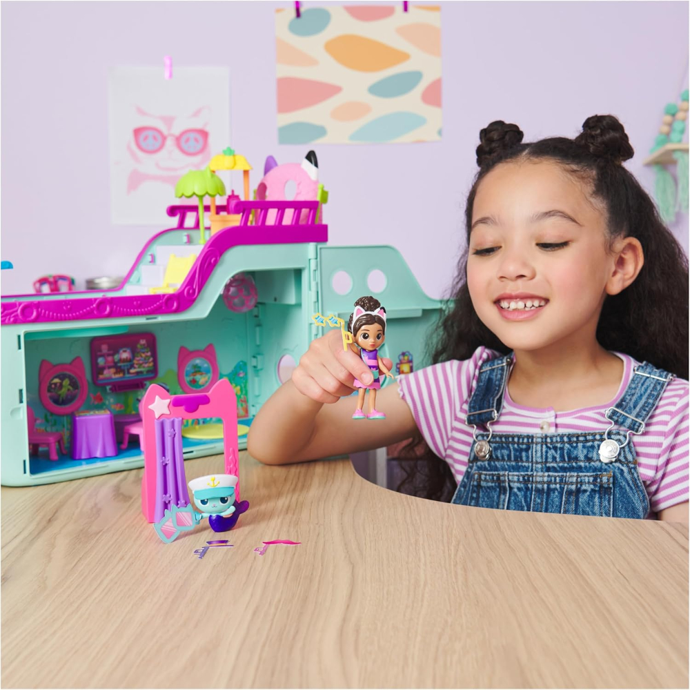 Gabby's Dollhouse Cat Friend Cruise Ship Playset - Fun Toy with Accessories for Kids