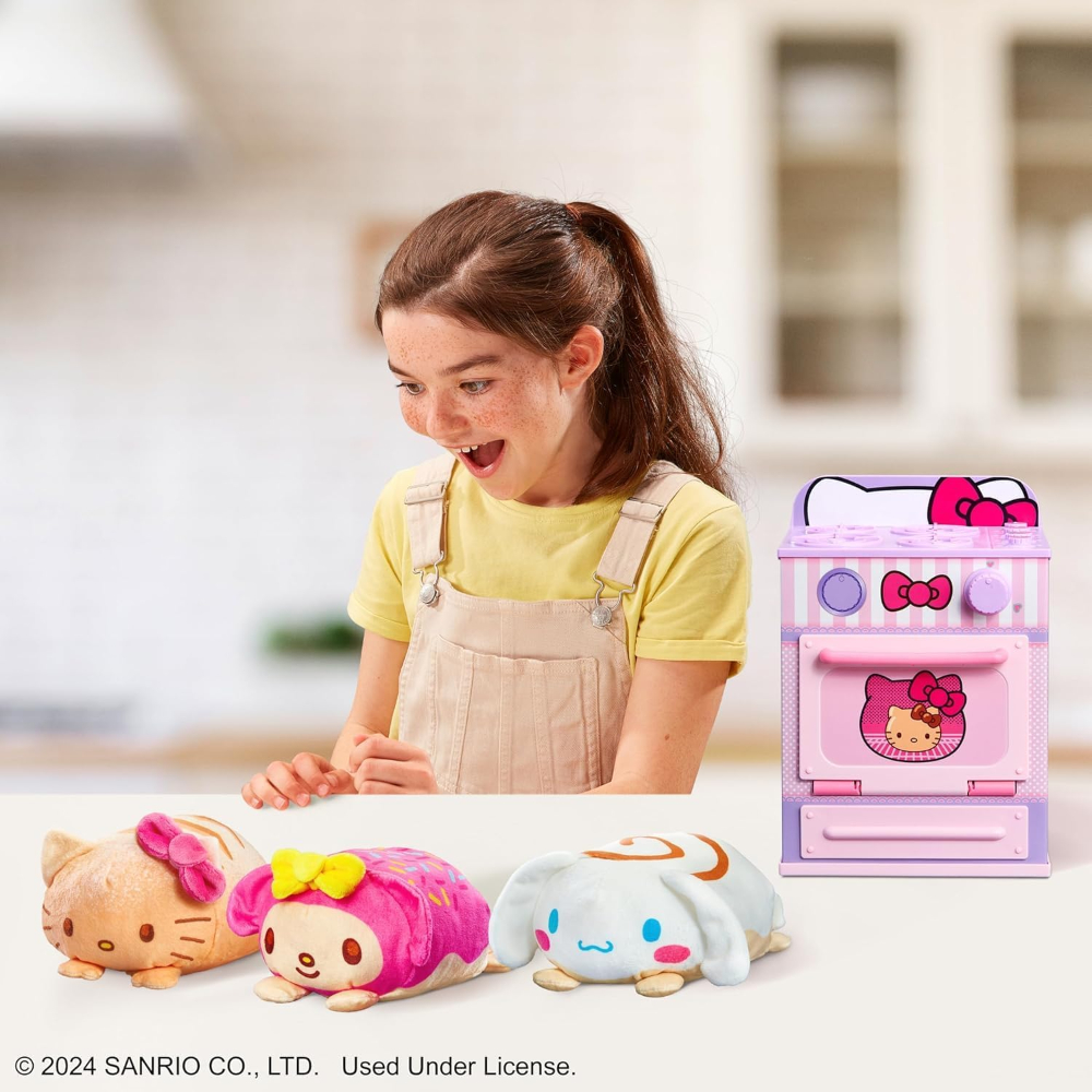 Cookeez Makery Hello Kitty Oven Treatz – Interactive Warm & Scented Plush