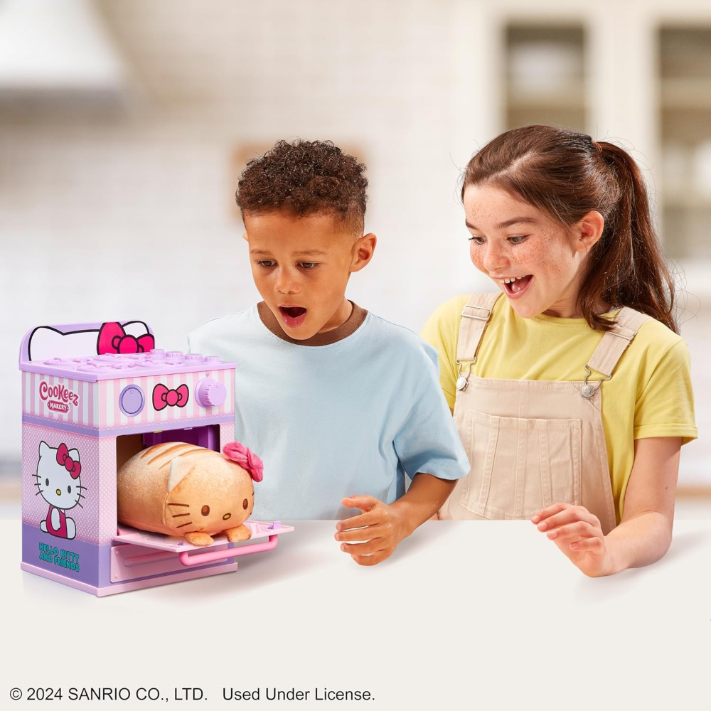 Cookeez Makery Hello Kitty Oven Treatz – Interactive Warm & Scented Plush